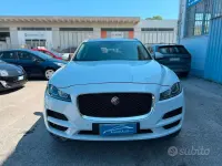 Usata Jaguar F-Pace 180 CV (132 kW) 2018 Bianco SUV