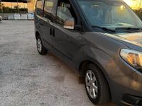 Usata Fiat Doblò 105 CV (77 kW) 2015 Grigio Monovolume