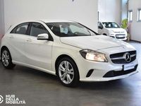Usata Mercedes A180 109 CV (80 kW) 2016 Bianco Berlina