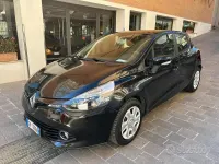 Second-hand Renault Clio IV 75 CP (55 kW) 2013 Negru Hatchback