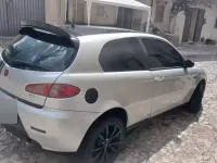 Usata Alfa Romeo 147 120 CV (88 kW) 2006 Utilitaria