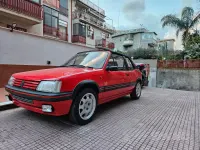 Usata Peugeot 205 83 CV (61 kW) 1992 Rosso Cabrio