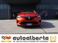Usata Renault Clio Equilibre 67 CV (49 kW) 2023 Arancio metallizzato Utilitaria