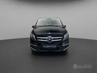 Usata Mercedes V300 Premium 237 CV (174 kW) 2024 Nero Monovolume