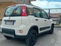 Usata Fiat Panda 4x4 S 86 CV (63 kW) 2020 Bianco Utilitaria