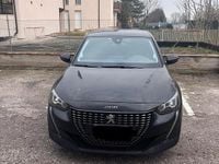 Usata Peugeot 208 82 CV (60 kW) 2023 Nero Utilitaria