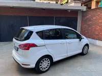 Usata Ford B-MAX 90 CV (66 kW) 2016 Bianco pastello Monovolume
