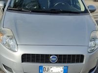Usata Fiat Grande Punto Dynamic 77 CV (56 kW) 2007 Grigio Utilitaria