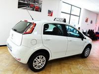 Usata Fiat Punto Lounge 77 CV (56 kW) 2014 Bianco Utilitaria