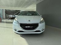 Usata Peugeot 208 Allure 68 CV (50 kW) 2014 Bianco Utilitaria