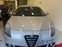 Usata Alfa Romeo Giulietta Exclusive 105 CV (77 kW) 2013 Grigio Utilitaria