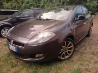 Usata Fiat Bravo 105 CV (77 kW) 2013 Grigio Utilitaria