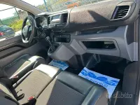 Usata Opel Vivaro-e Combi Essentia 120 CV (88 kW) 2019 Bianco Monovolume