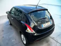 Usata Lancia Ypsilon Gold 69 CV (50 kW) 2015 Nero Utilitaria