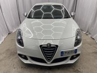 Usata Alfa Romeo Giulietta Distinctive 120 CV (88 kW) 2012 Bianco Utilitaria