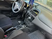 Usata Fiat Punto 69 CV (50 kW) 2015 Grigio Utilitaria