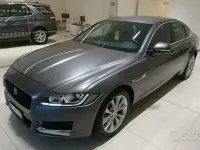 Usata Jaguar XF Prestige 180 CV (132 kW) 2016 Grigio Berlina