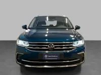 Usata VW Tiguan Elegance 150 CV (110 kW) 2021 Night shade blue SUV