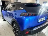 Usata Peugeot e-2008 GT-line 56 kW (77 CV) 2020 Bluazzurro SUV