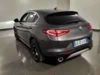Usata Alfa Romeo Stelvio Ti 209 CV (153 kW) 2020 Grigio scuro SUV