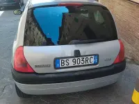 Usata Renault Clio 58 CV (42 kW) 2001 Grigio Berlina