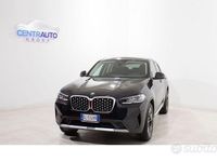 Usata BMW X4 Efficient Dynamics 190 CV (139 kW) 2022 Nero SUV