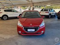 Usata Peugeot 208 Allure 68 CV (50 kW) 2014 Rosso Utilitaria