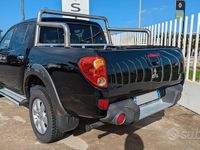 Usata Mitsubishi L200 Intense 136 CV (100 kW) 2007 Nero Pick-up