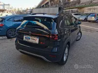 Usata VW T-Cross 95 CV (69 kW) 2021 Grigio SUV