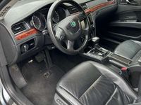 Usata Skoda Superb Ambition 170 CV (125 kW) 2013 Grigio Station wagon