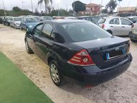 Begagnad Ford Mondeo 116 HK (85 kW) 2005 Blå Sedan