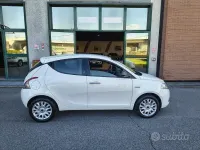 Usata Lancia Ypsilon Silver 69 CV (50 kW) 2014 Beige Utilitaria