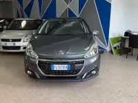 Usata Peugeot 208 Allure 75 CV (55 kW) 2017 Grigio Utilitaria