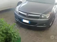 Usata Opel Astra 82 CV (60 kW) 2008 Grigio Coupé