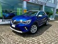 Usata Renault Captur Intens 92 CV (67 kW) 2021 Blu/azzurro SUV