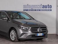 Usata Mercedes B200 163 CV (119 kW) 2019 Grigio Monovolume