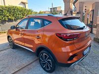 Usata MG ZS Luxury 106 CV (77 kW) 2024 Arancione Station wagon