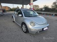 Usata VW Beetle 101 CV (74 kW) 2003 Grigio Coupé