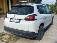 Usata Peugeot 2008 Style 83 CV (61 kW) 2019 Bianco SUV