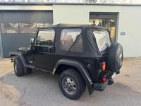 Usata Jeep Wrangler 118 CV (86 kW) 1998 Nero SUV