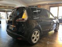 Usata Renault Scénic III XMOD 110 CV (80 kW) 2014 Nero Monovolume