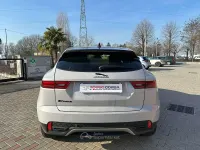 Usado Jaguar E-Pace R-Dynamic 163 CV (119 kW) 2022 Gris SUV