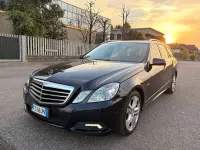 Usata Mercedes E350 Avantgarde 231 CV (169 kW) 2010 Blu/azzurro Station wagon
