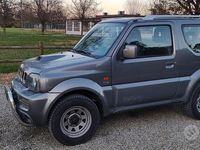 Usata Suzuki Jimny 86 CV (63 kW) 2006 Grigio SUV