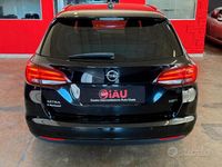 Usata Opel Astra Innovation 110 CV (80 kW) 2018 Nero Berlina