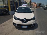 Usata Renault Captur Zen 90 CV (66 kW) 2016 Beige SUV