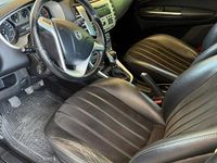Usata Lancia Delta 120 CV (88 kW) 2012 Utilitaria