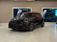 Usata Mini John Cooper Works 204 CV (150 kW) 2025 Midnight black Utilitaria