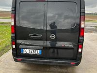Usata Opel Vivaro 2016 Nero Monovolume