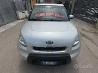 Usata Kia Soul 118 CV (86 kW) 2009 Grigio SUV